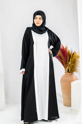 Reem - Black & White