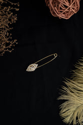 Small Crystal Safety Pin - Jalbaab