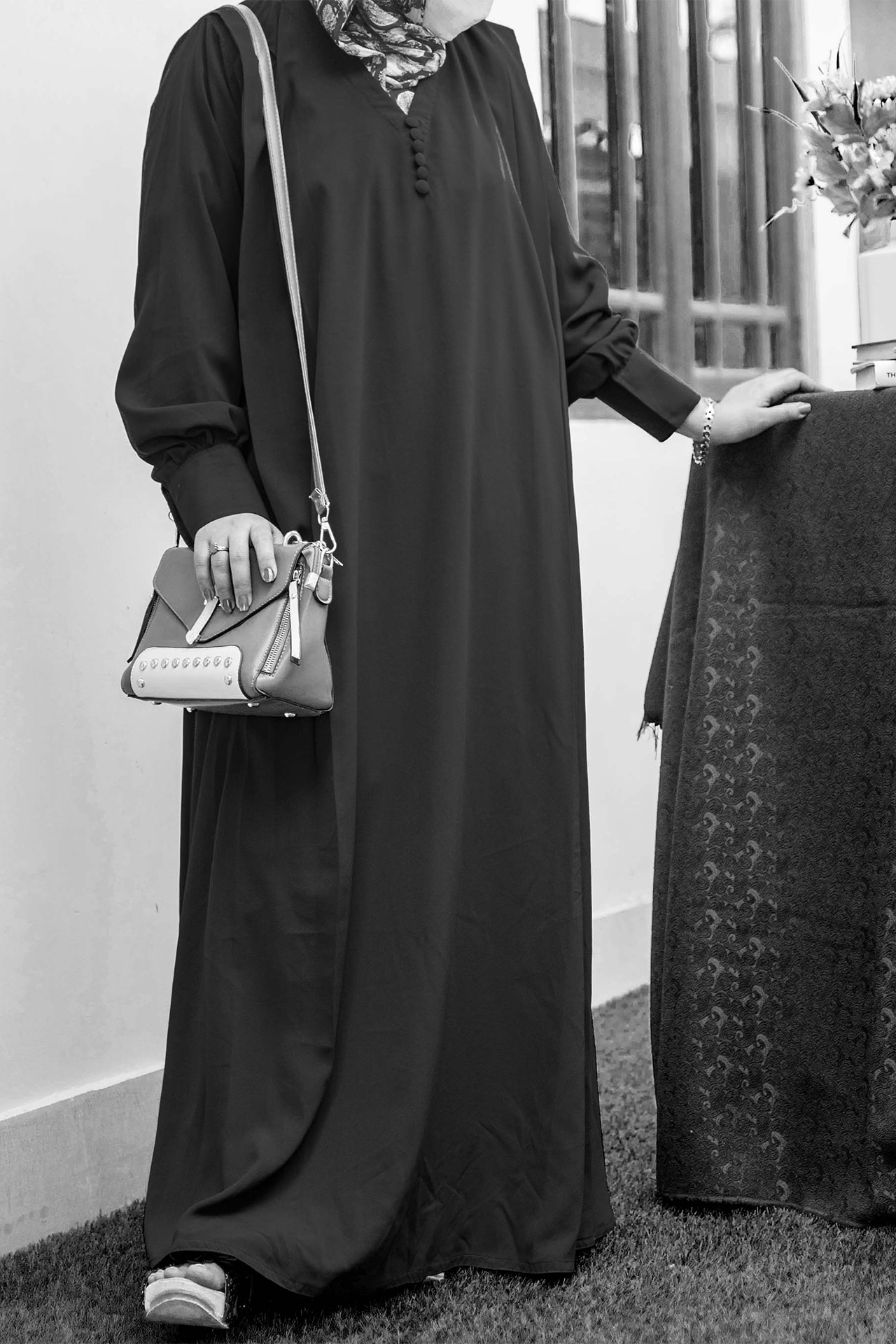 V Neck Maxi Abaya