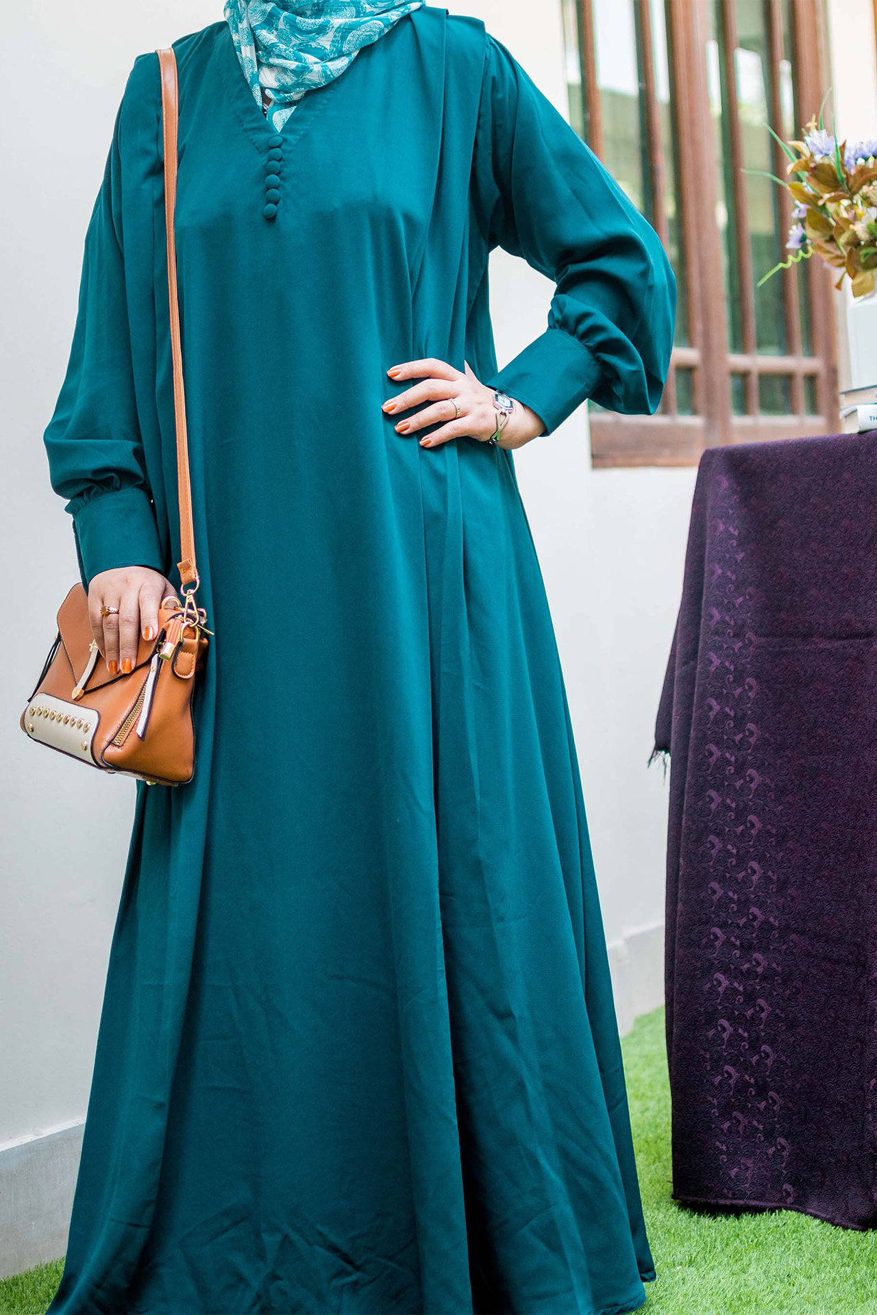 V Neck Maxi Abaya