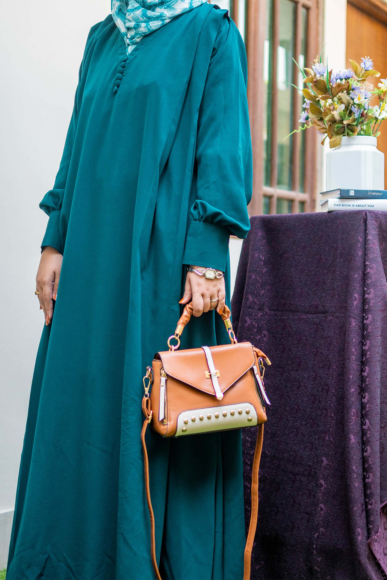 V Neck Maxi Abaya