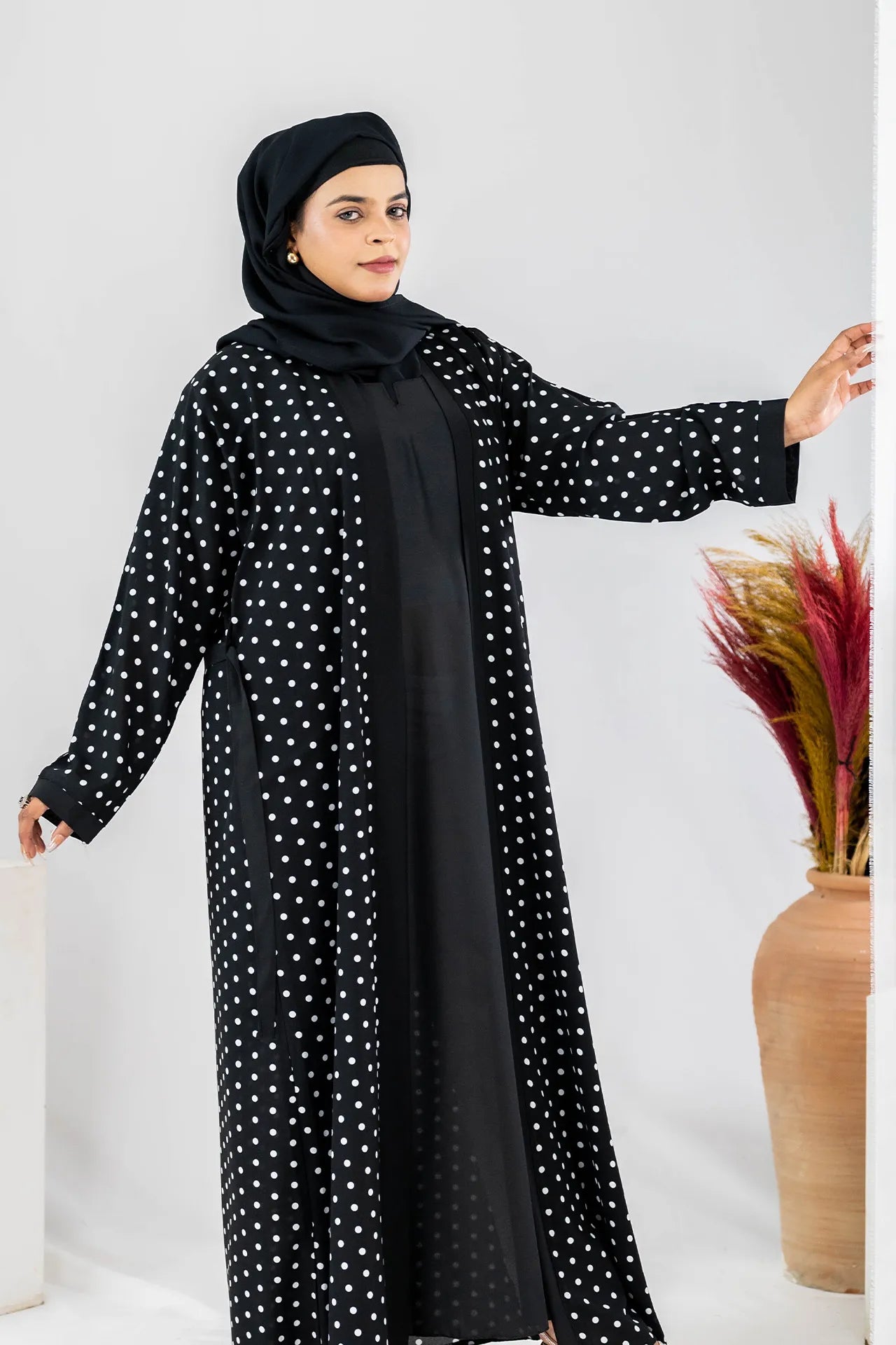 Bahaar - Black Polka Dots
