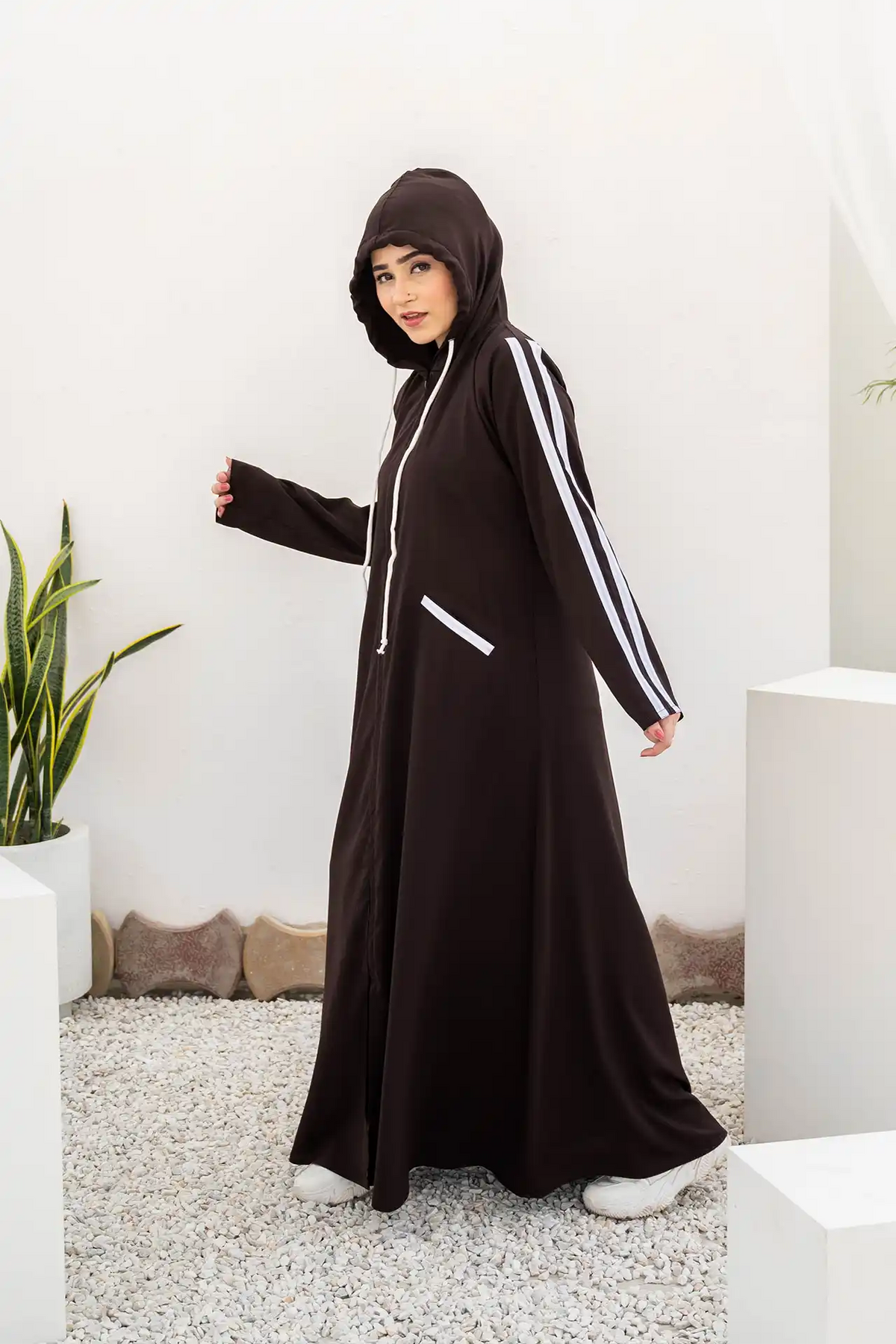 Hoodie Abaya – Dark Choco