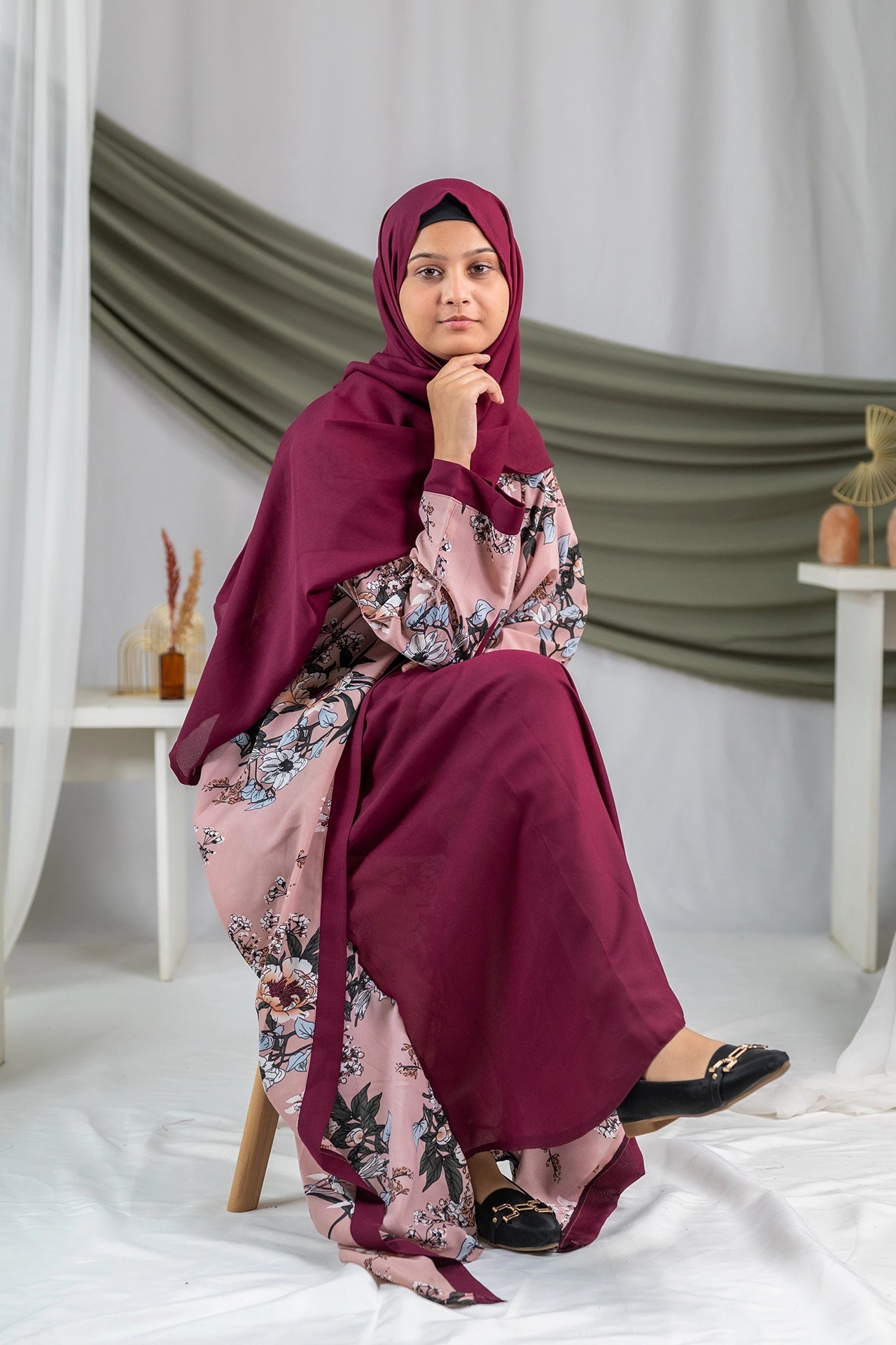 Bahaar 2.0 - Light Pink Printed Flowered Flapped