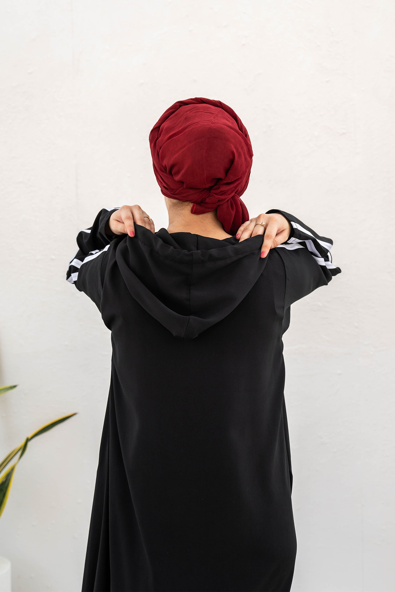 Modest Hoodie Abaya – Black