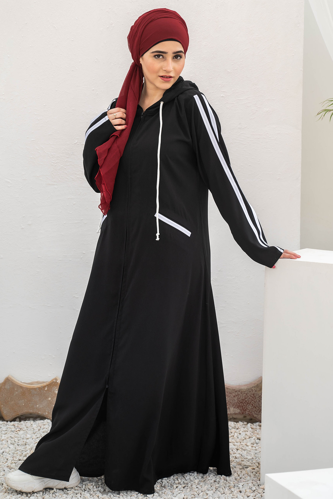 Modest Hoodie Abaya – Black