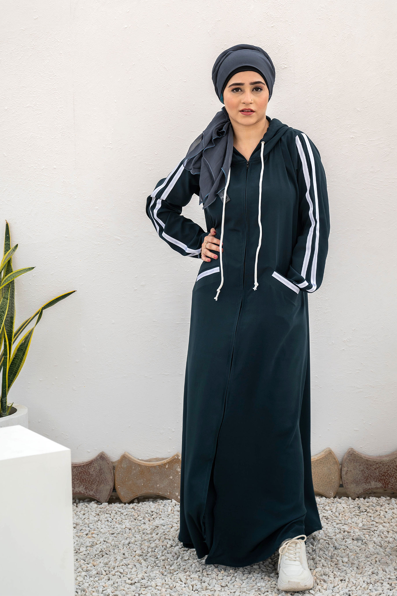 Modest Hoodie Abaya – Deep Ocean