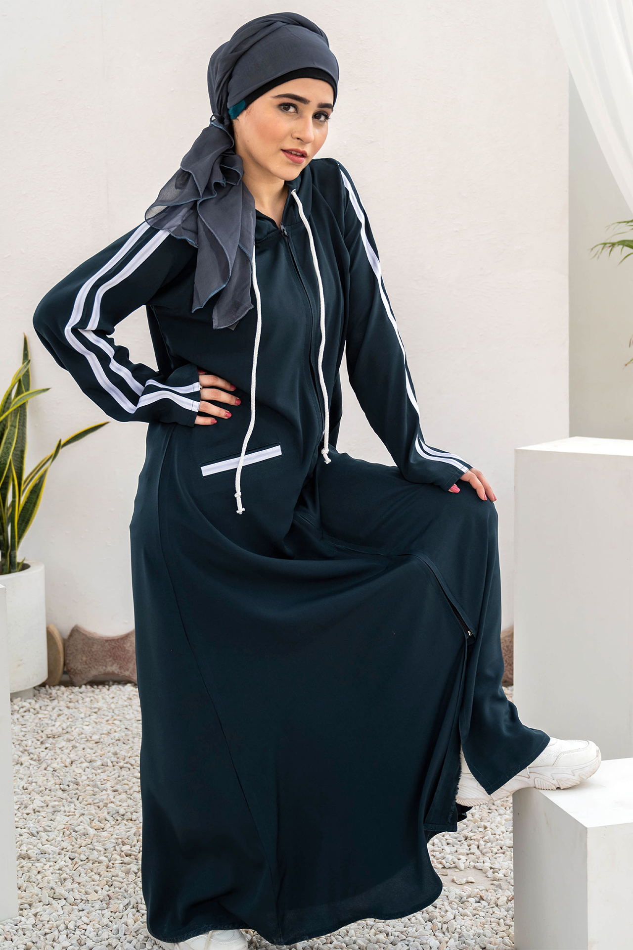 Modest Hoodie Abaya – Deep Ocean