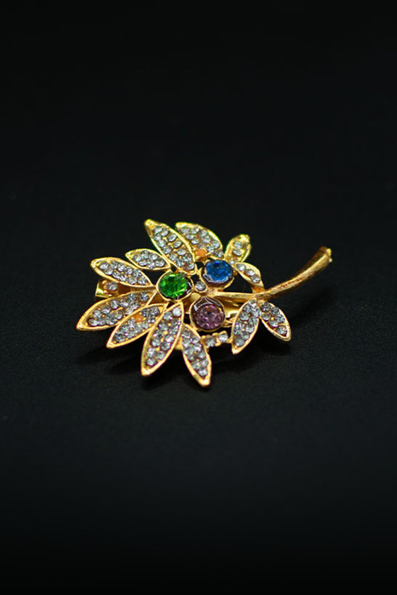 Stoned Leaf Brooch