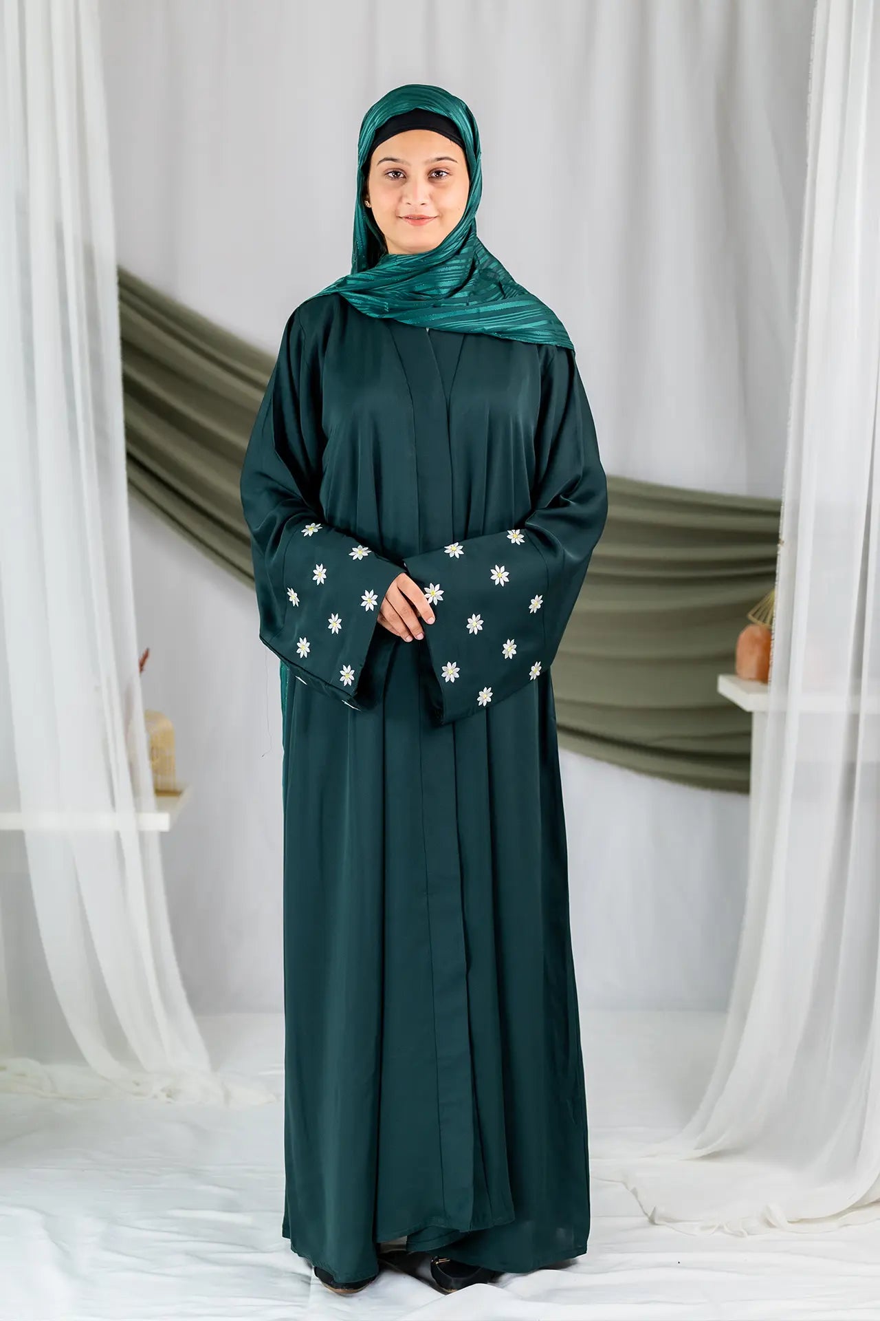 Samar - Sea Green White Embroidery Abaya